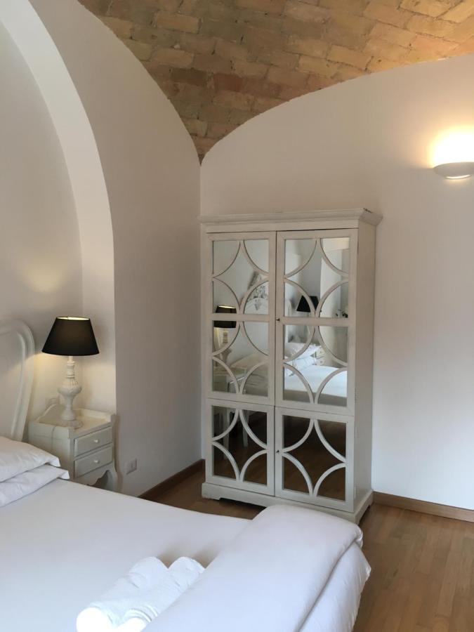 La Finestra Sul Colosseo B&B 1 Roma Exterior foto