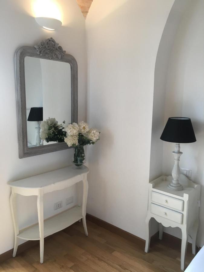 La Finestra Sul Colosseo B&B 1 Roma Exterior foto